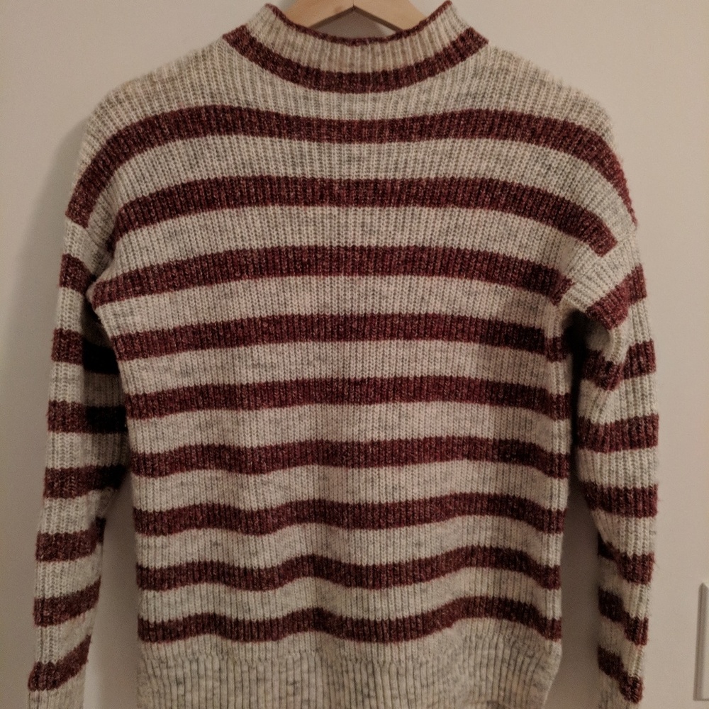 American Eagle Outfitters Sweater Size XS